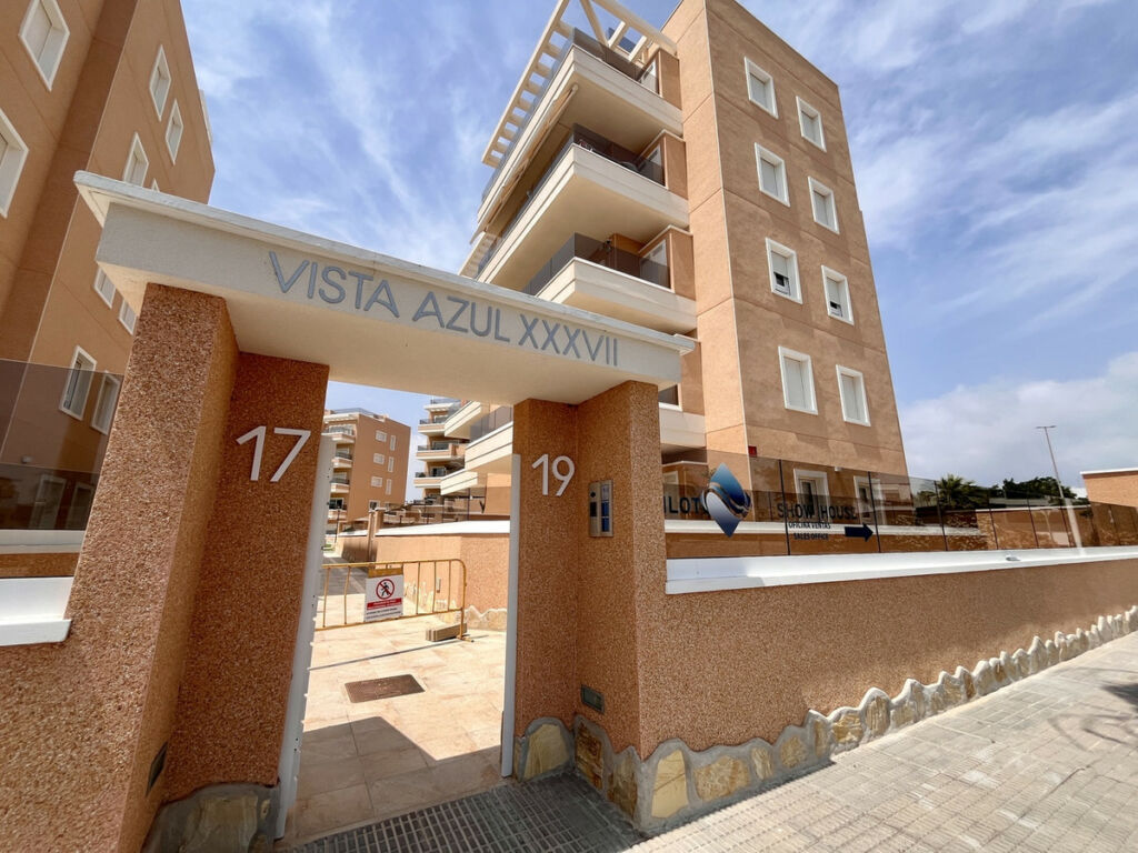Middle Floor Apartment Guardamar del Segura Alicante - image 21