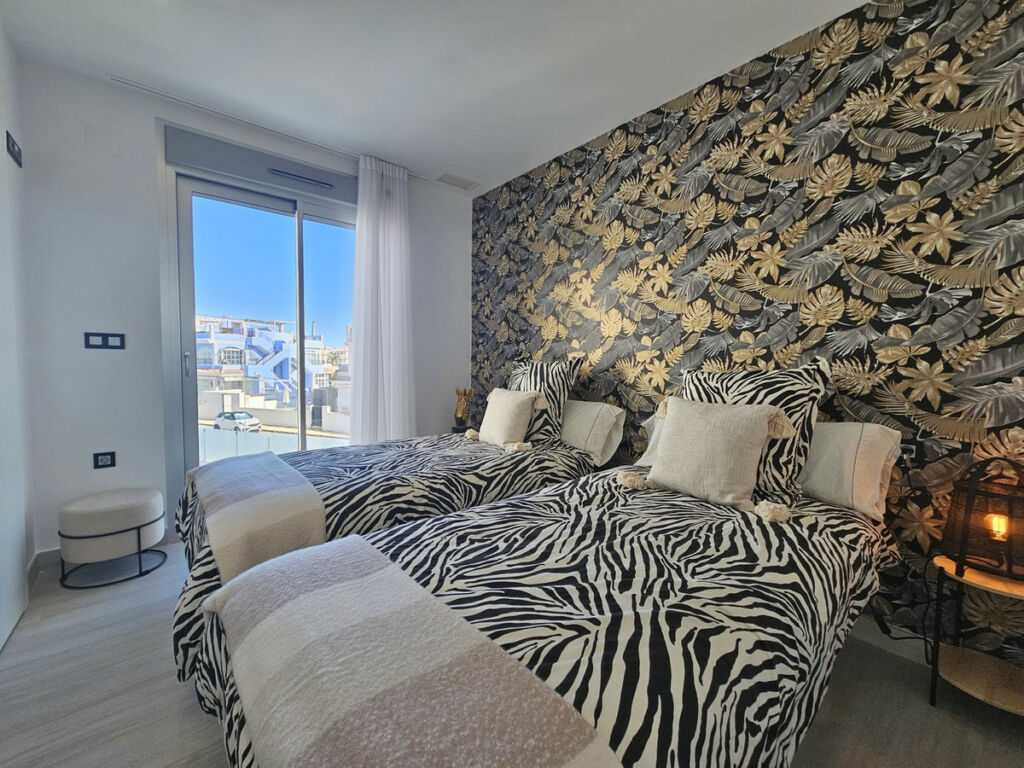 Detached Villa Cabo Roig Alicante - Bild 23
