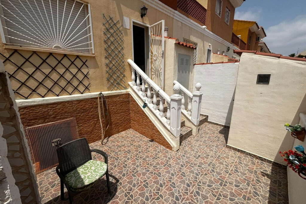 Townhouse Dona Pepa Alicante - Bild 23