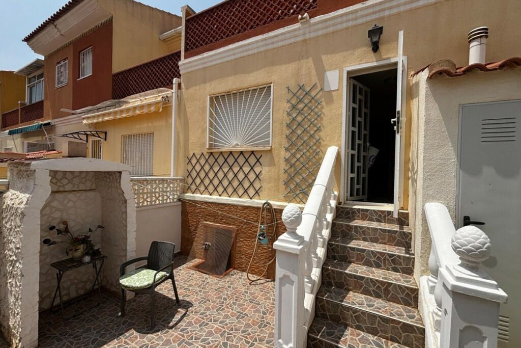 Townhouse Dona Pepa Alicante - Bild 24