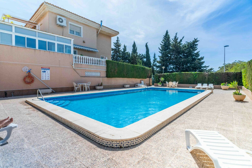 Detached Villa Punta Prima Alicante - zdjęcie 35