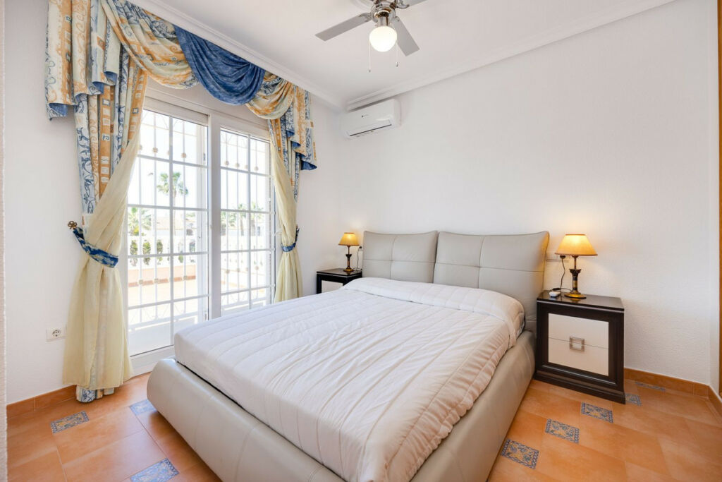 Detached Villa Orihuela Costa Alicante - imagen 28
