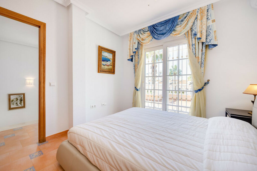 Detached Villa Orihuela Costa Alicante - imagen 29
