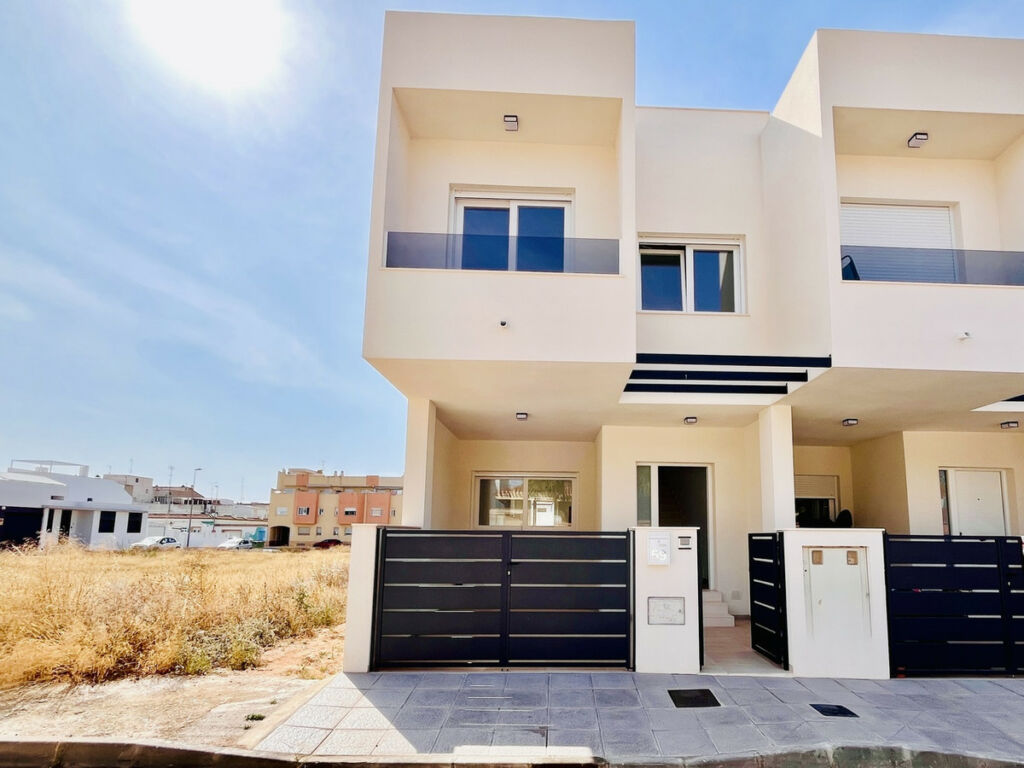 Townhouse Pilar de la Horadada Alicante - zdjęcie 3