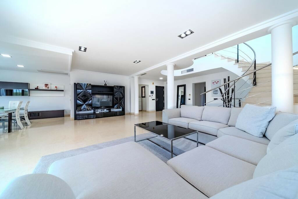 Detached Villa Cabo Roig Alicante - image 32