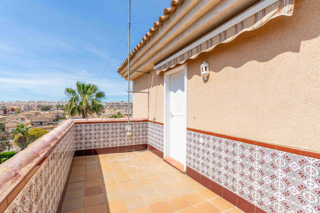Detached Villa Punta Prima Alicante - zdjęcie 31