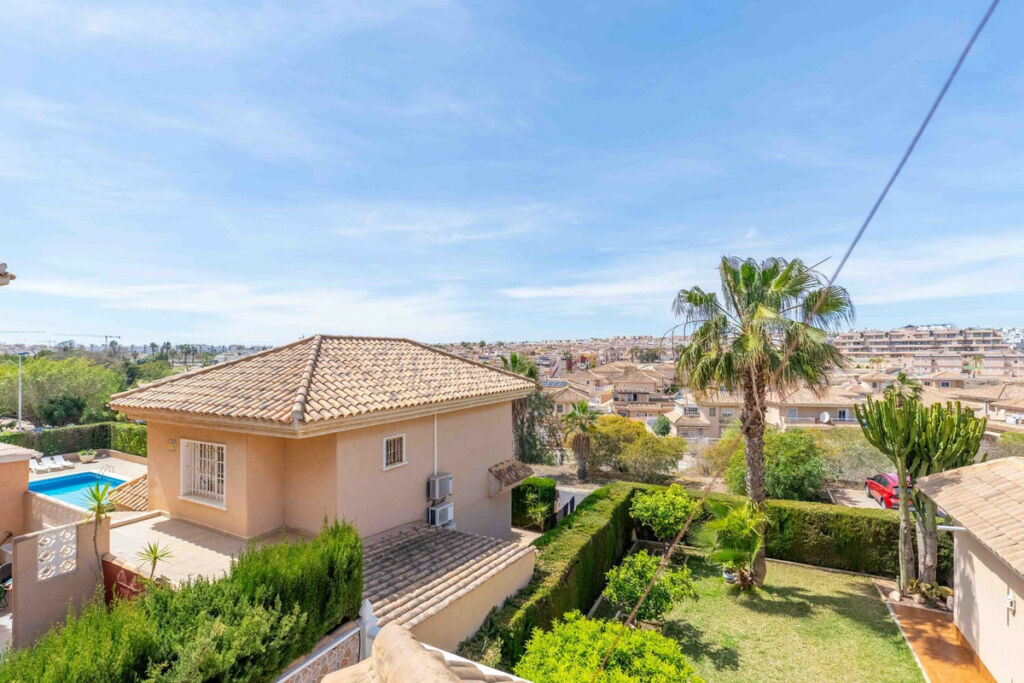 Detached Villa Punta Prima Alicante - zdjęcie 2