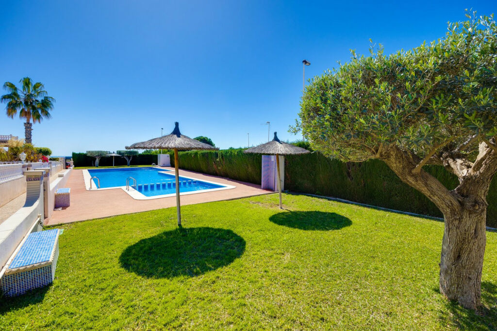 Detached Villa Orihuela Costa Alicante - imagen 37