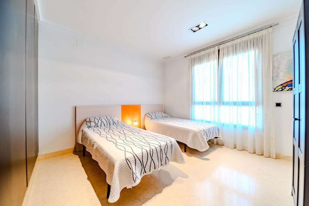 Detached Villa Cabo Roig Alicante - image 38