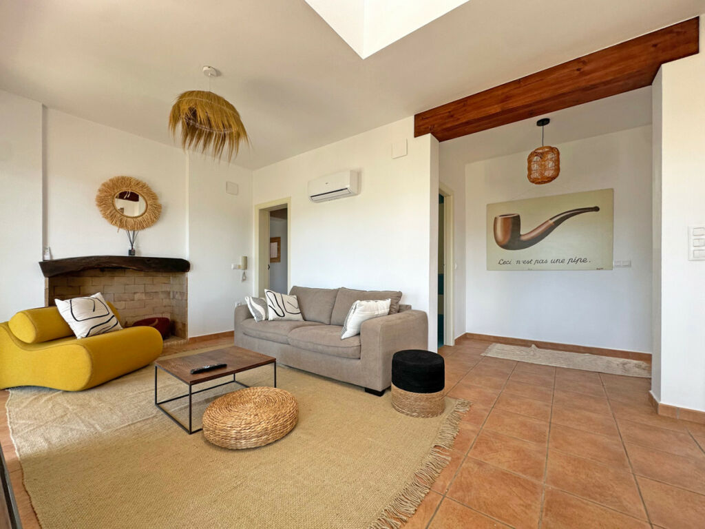 Detached Villa Jalon Alicante - image 39