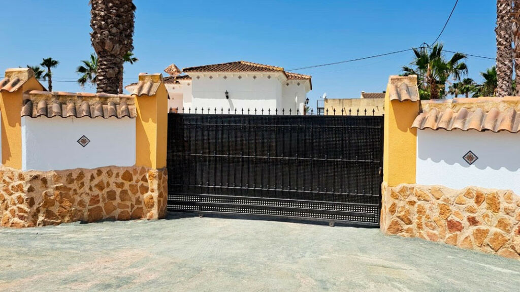 Detached Villa Catral Alicante - imagen 4