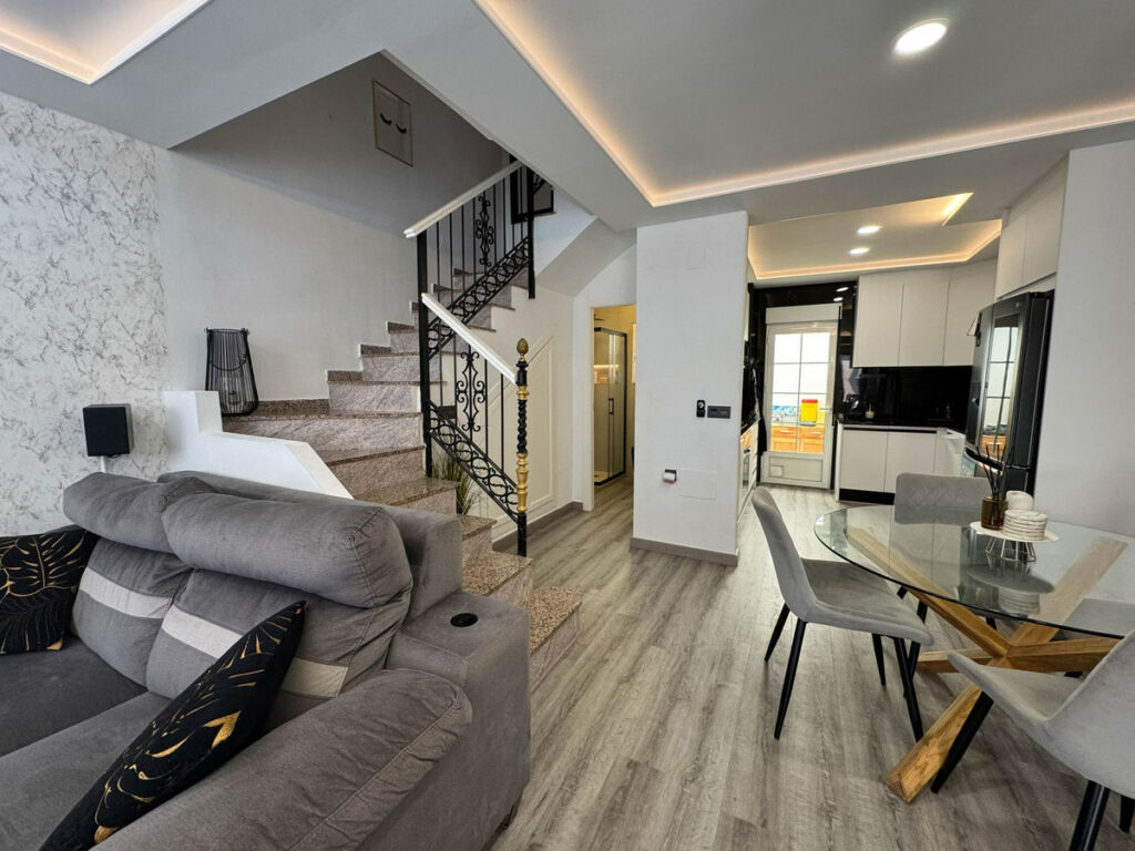 Semi-Detached House Orihuela Costa Alicante - image 4
