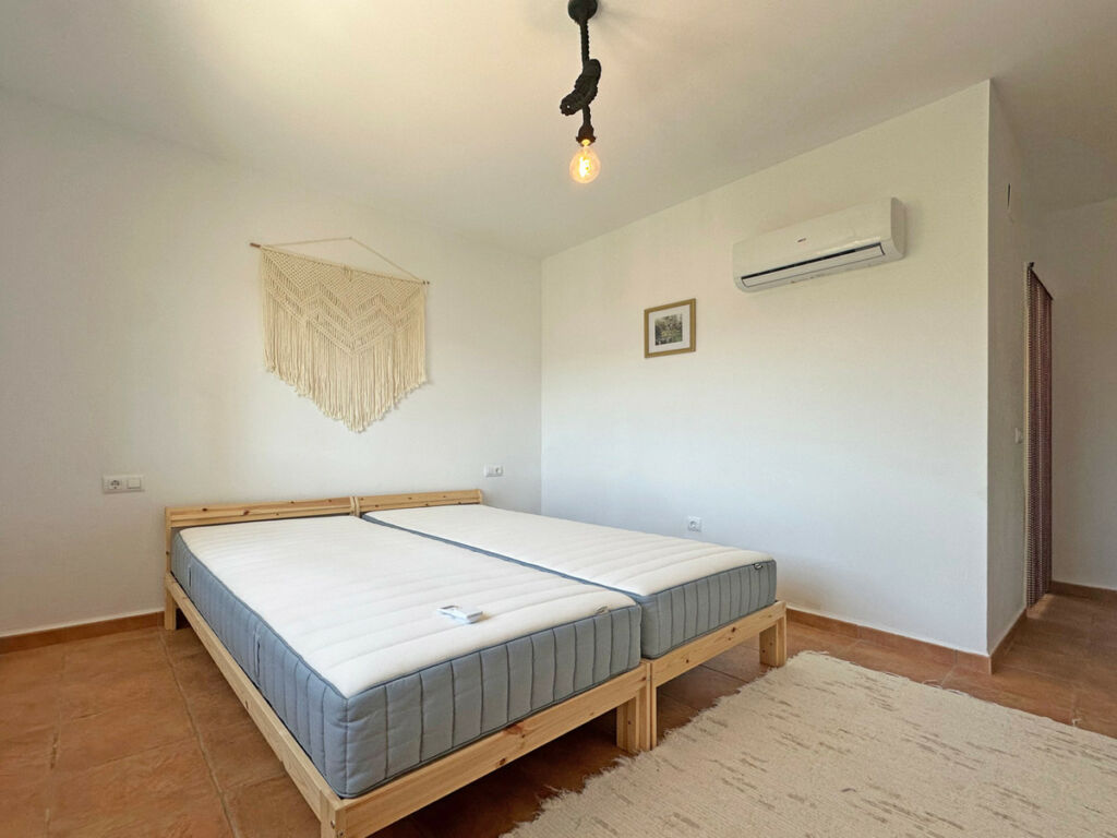 Detached Villa Jalon Alicante - image 45
