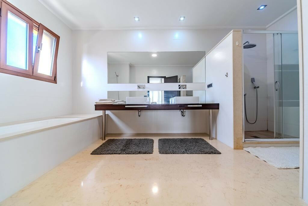 Detached Villa Cabo Roig Alicante - image 47