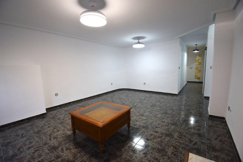 Ground Floor Apartment Guardamar del Segura Alicante - image 5