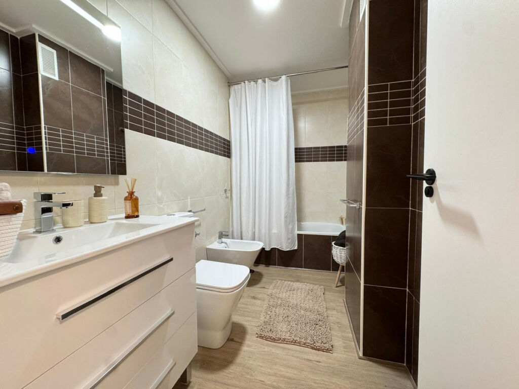 Middle Floor Apartment Torrevieja Alicante - zdjęcie 5