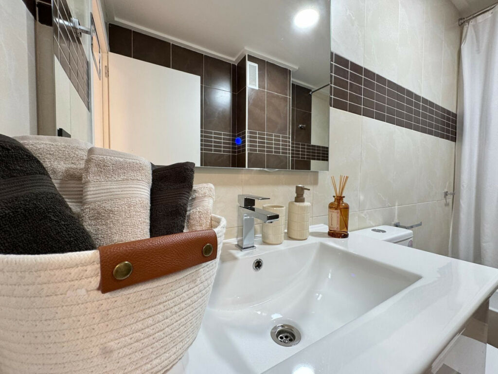 Middle Floor Apartment Torrevieja Alicante - zdjęcie 6