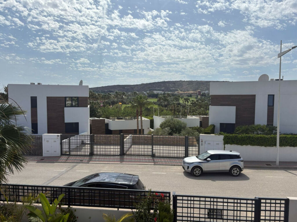 Detached Villa La Finca Golf Alicante - imagen 4