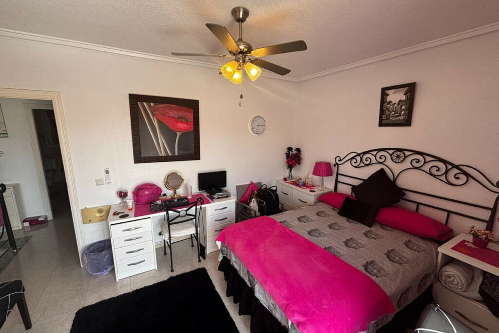 Townhouse Dona Pepa Alicante - Bild 8