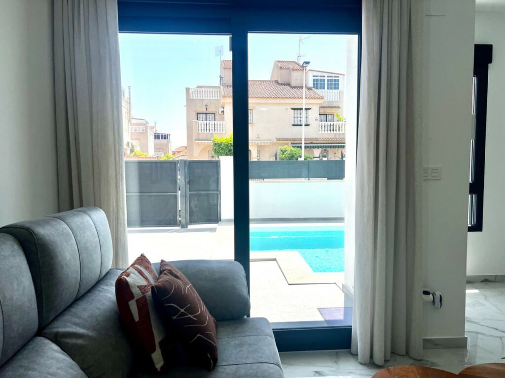 Detached Villa La Siesta Alicante - zdjęcie 9
