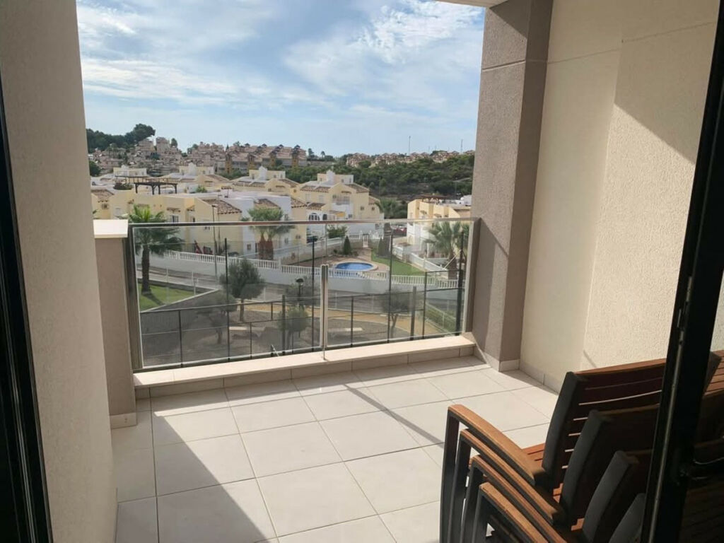 Middle Floor Apartment Villamartin Alicante - Bild 9