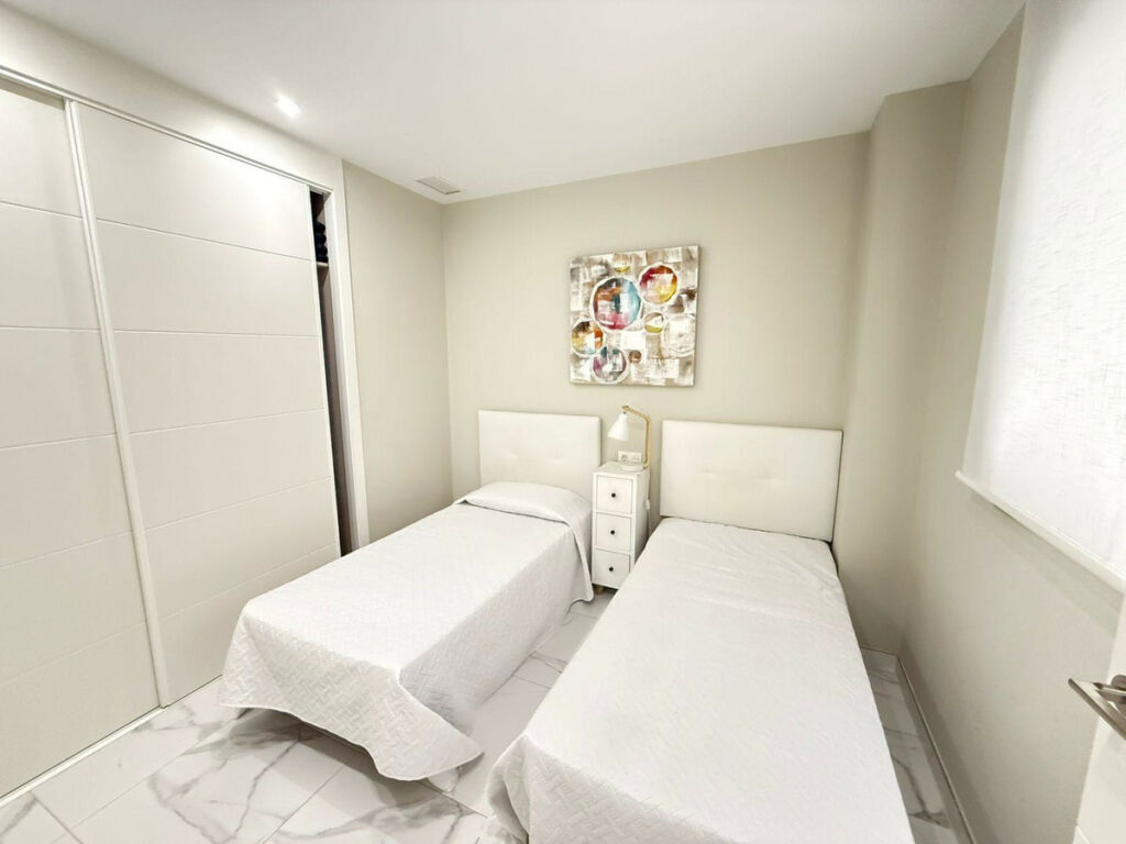 Middle Floor Apartment La Mata Alicante - zdjęcie 12