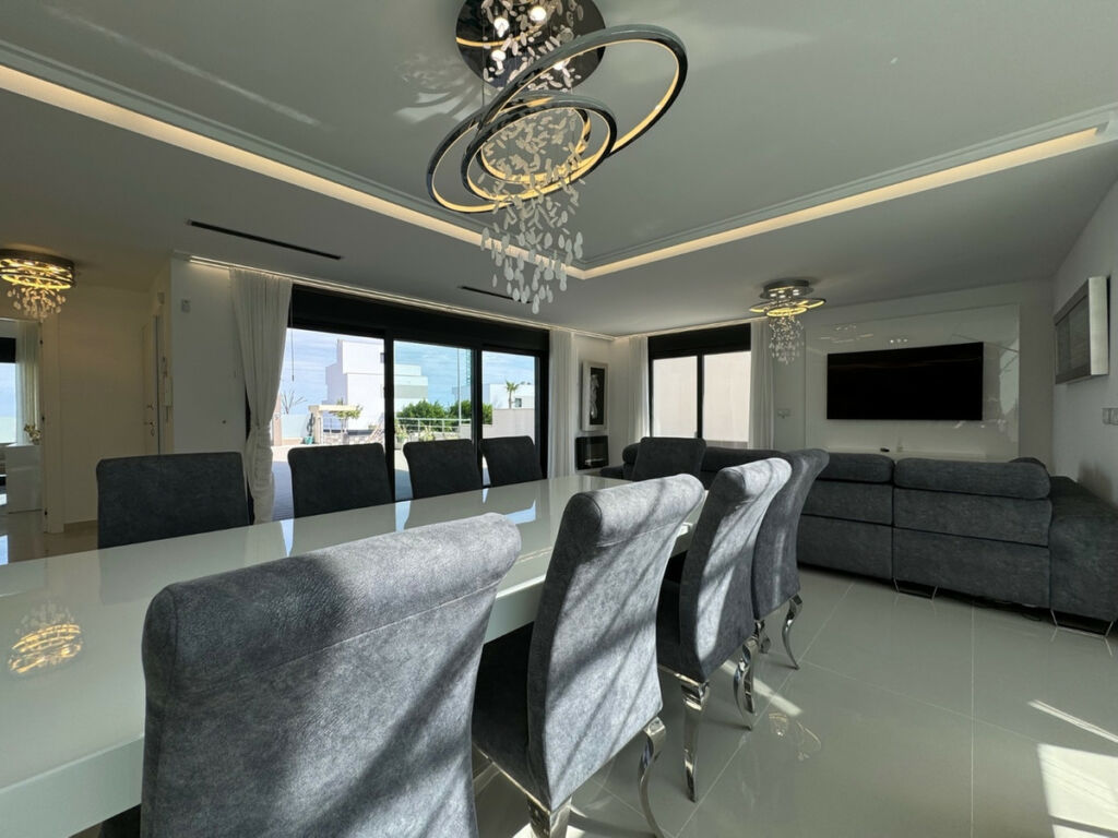 Detached Villa San Miguel de Salinas Alicante - imagen 12
