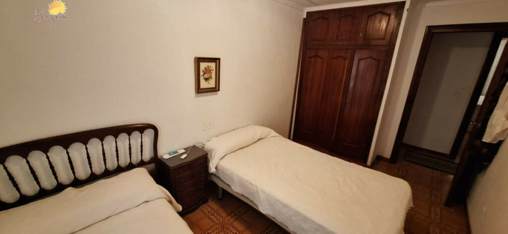 Middle Floor Apartment Torrevieja Alicante - Bild 12