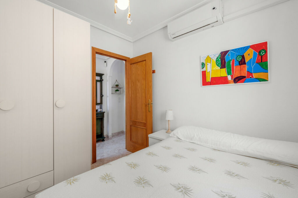 Middle Floor Apartment Santa Pola Alicante - Bild 13