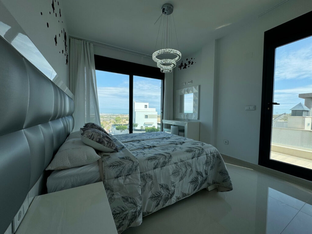 Detached Villa San Miguel de Salinas Alicante - imagen 13