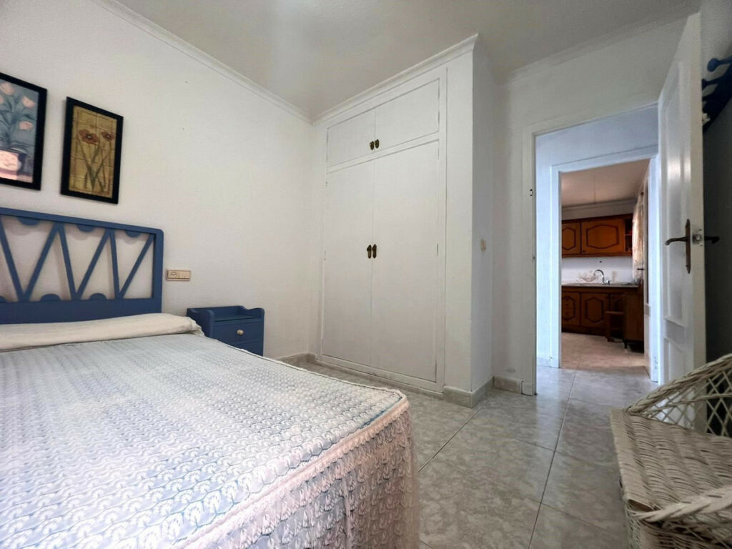 Middle Floor Apartment Playa de los Locos Alicante - Bild 14