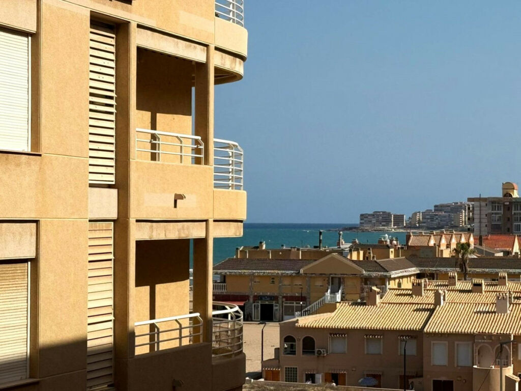 Middle Floor Apartment La Mata Alicante - zdjęcie 15