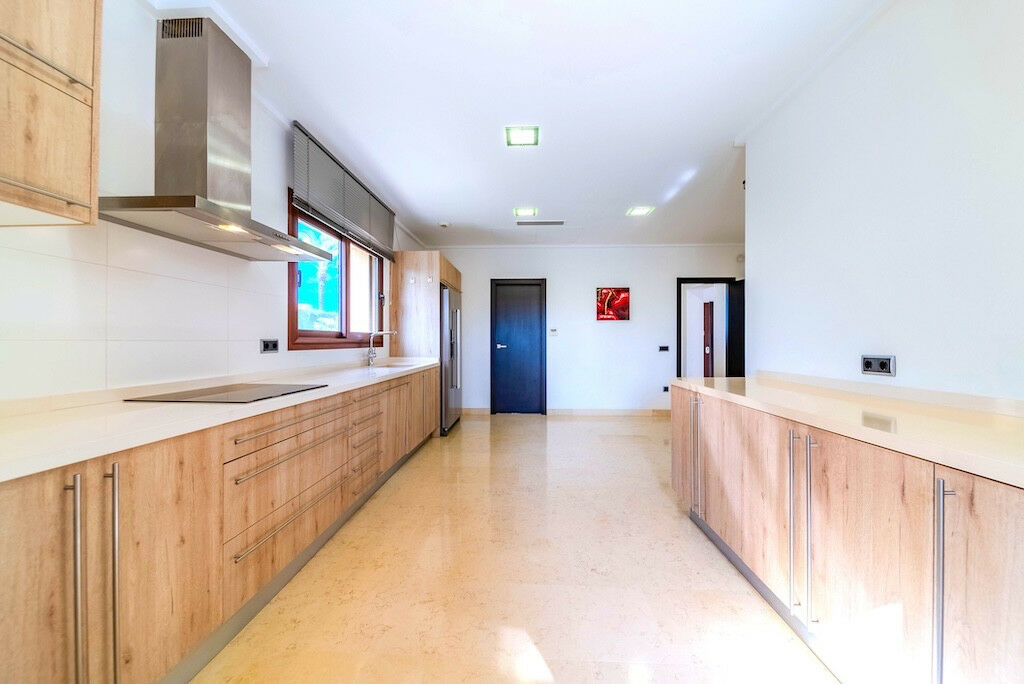 Detached Villa Cabo Roig Alicante - image 15