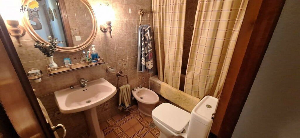 Middle Floor Apartment Torrevieja Alicante - Bild 15