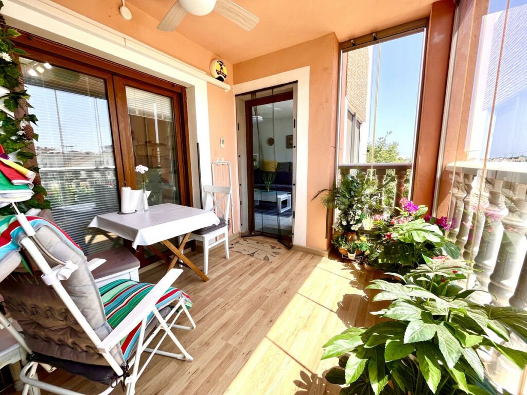 Middle Floor Apartment Villamartin Alicante - Bild 17