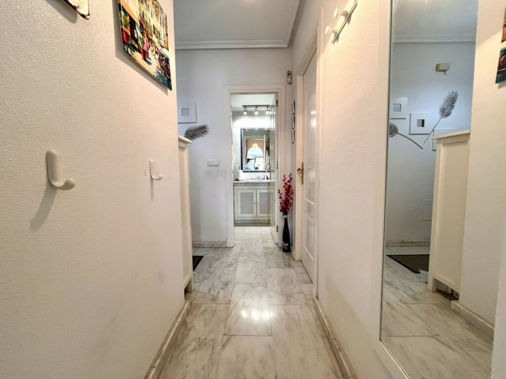 Middle Floor Apartment Los Dolses Alicante - Bild 19