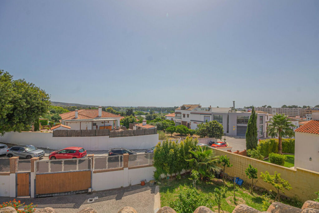 Detached Villa Pueblo Nuevo de Guadiaro Cádiz - zdjęcie 19