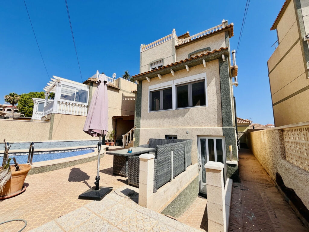 Detached Villa San Miguel de Salinas Alicante - imagen 2