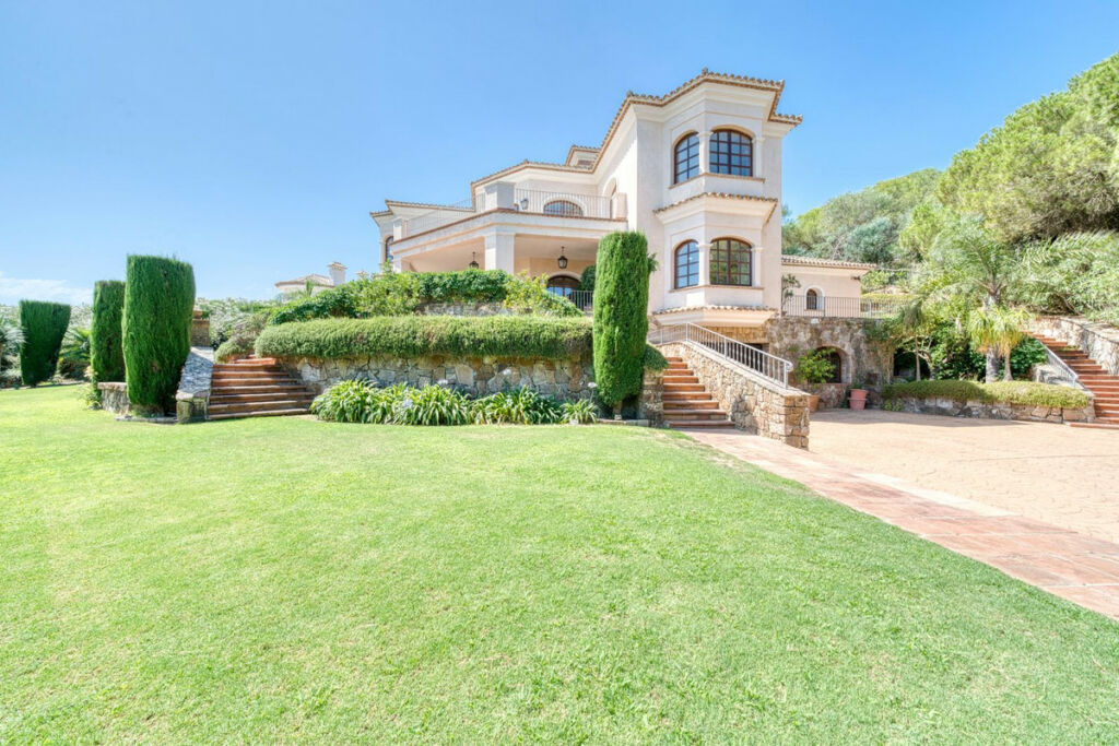 Detached Villa Sotogrande Costa Cádiz - zdjęcie 2