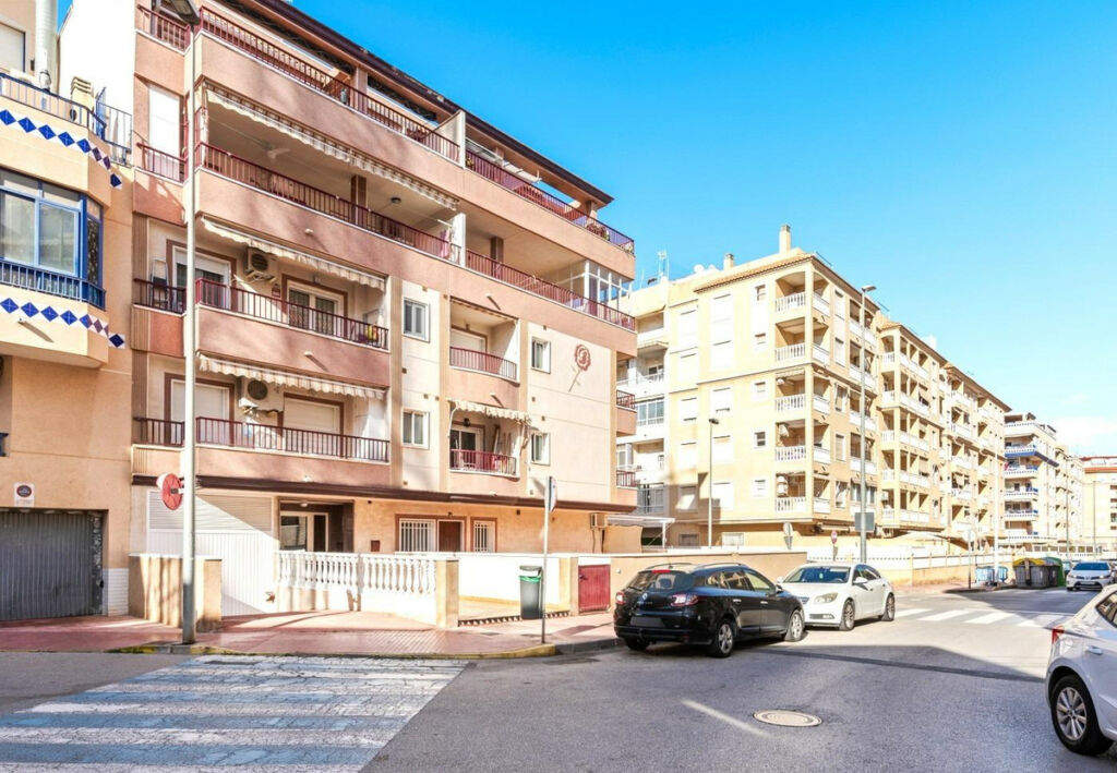 Middle Floor Apartment Guardamar del Segura Alicante - imagen 20