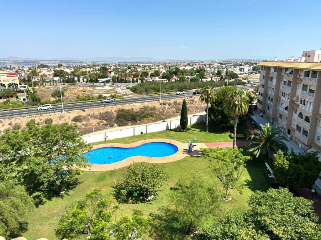 Middle Floor Apartment Torrevieja Alicante - Bild 20