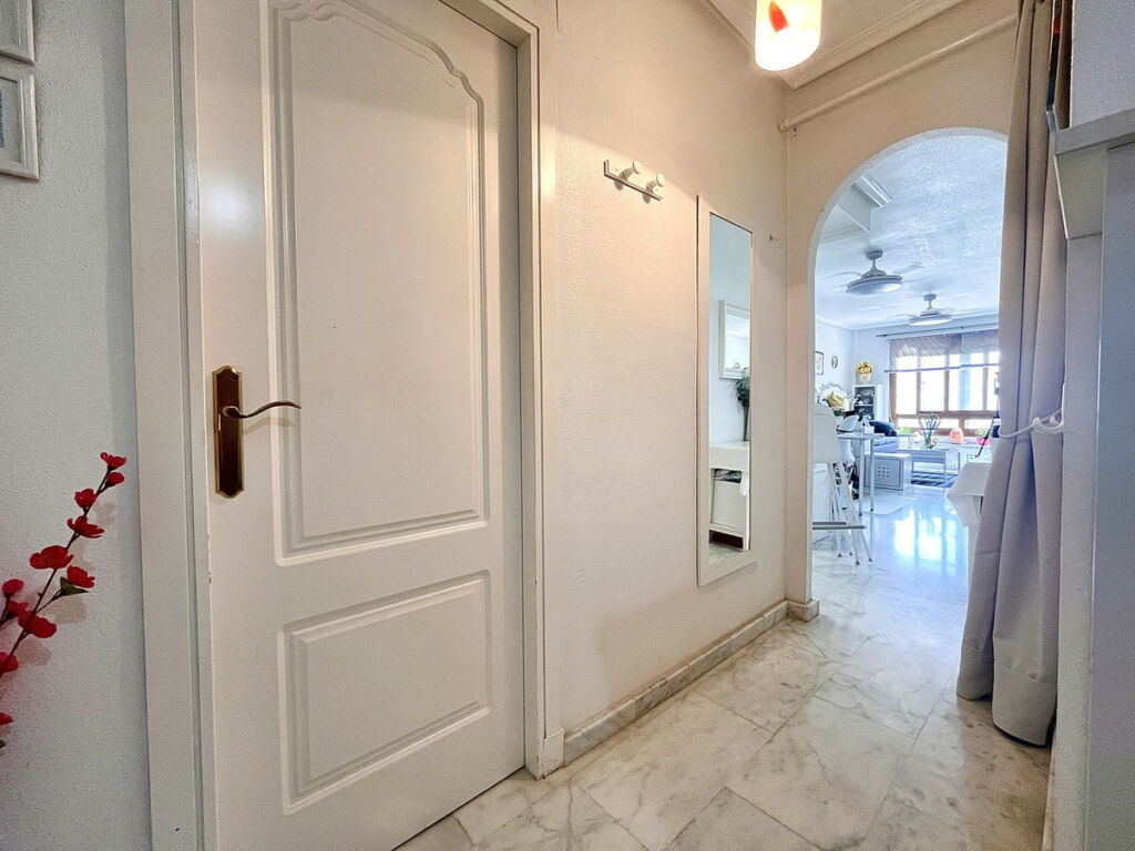 Middle Floor Apartment Los Dolses Alicante - Bild 21