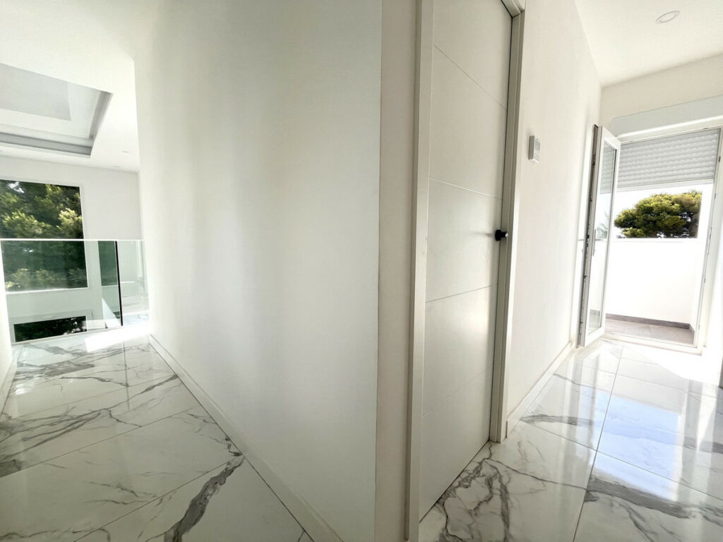 Detached Villa Los Balcones Alicante - Bild 23