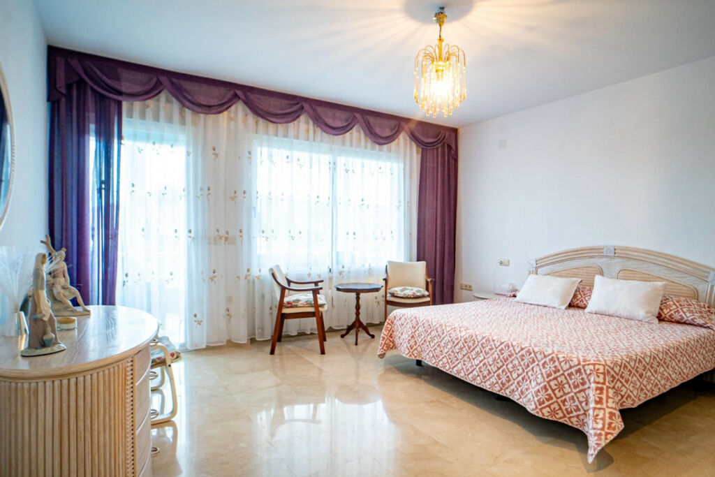 Detached Villa L'Alfás del Pi Alicante - zdjęcie 28
