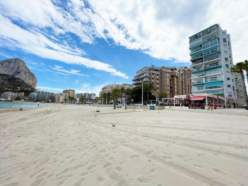 Middle Floor Apartment Calpe Alicante - imagen 3