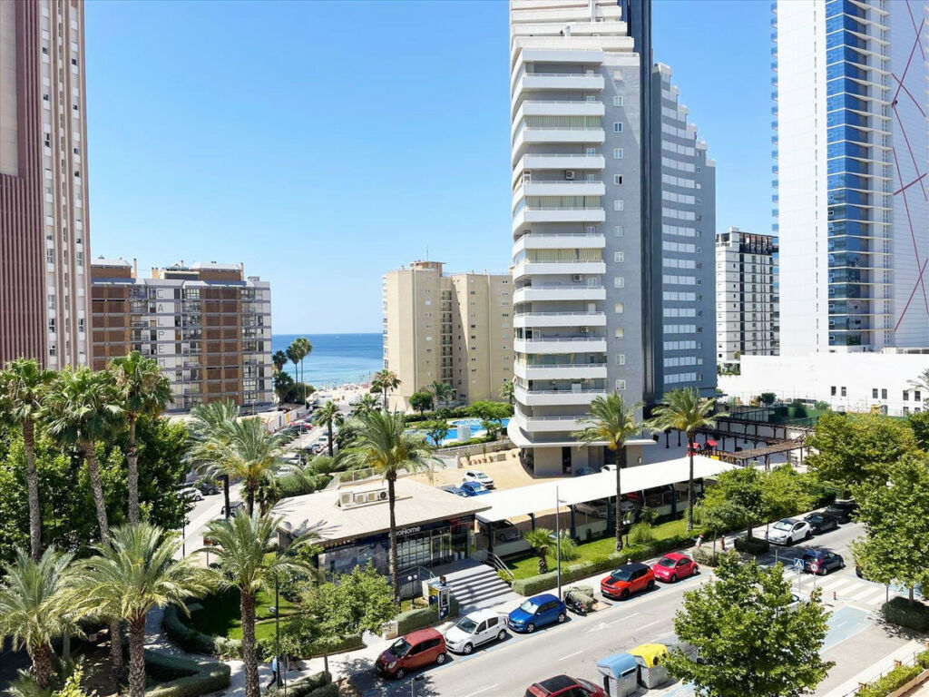 Middle Floor Apartment Calpe Alicante - imagen 2