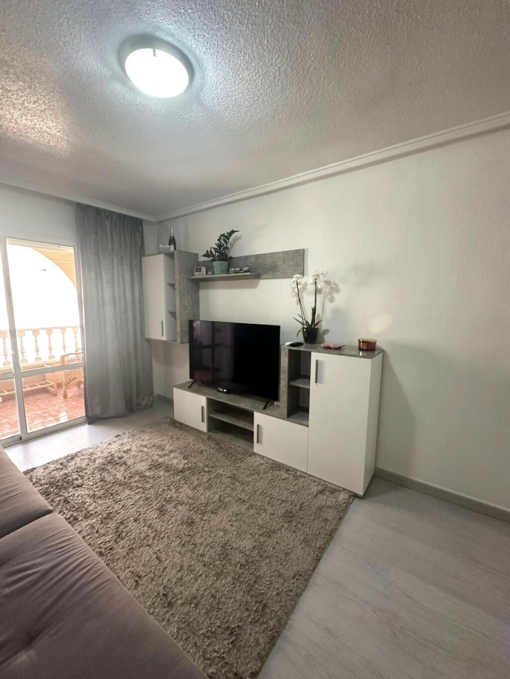 Middle Floor Apartment Torrevieja Alicante - Bild 3