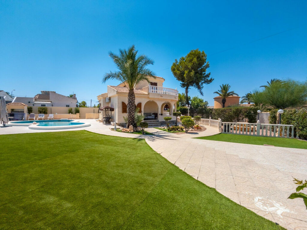 Detached Villa La Siesta Alicante - imagen 3