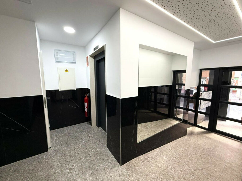 Middle Floor Apartment Parque de las Naciones Alicante - Bild 31