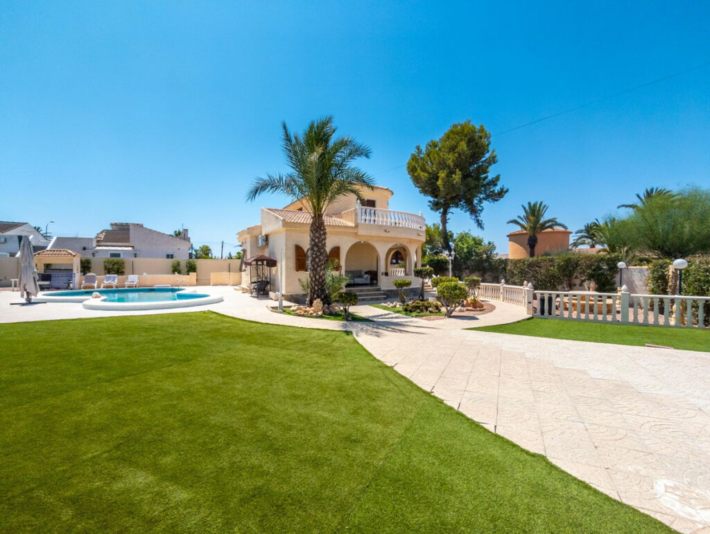 Detached Villa La Siesta Alicante - imagen 34